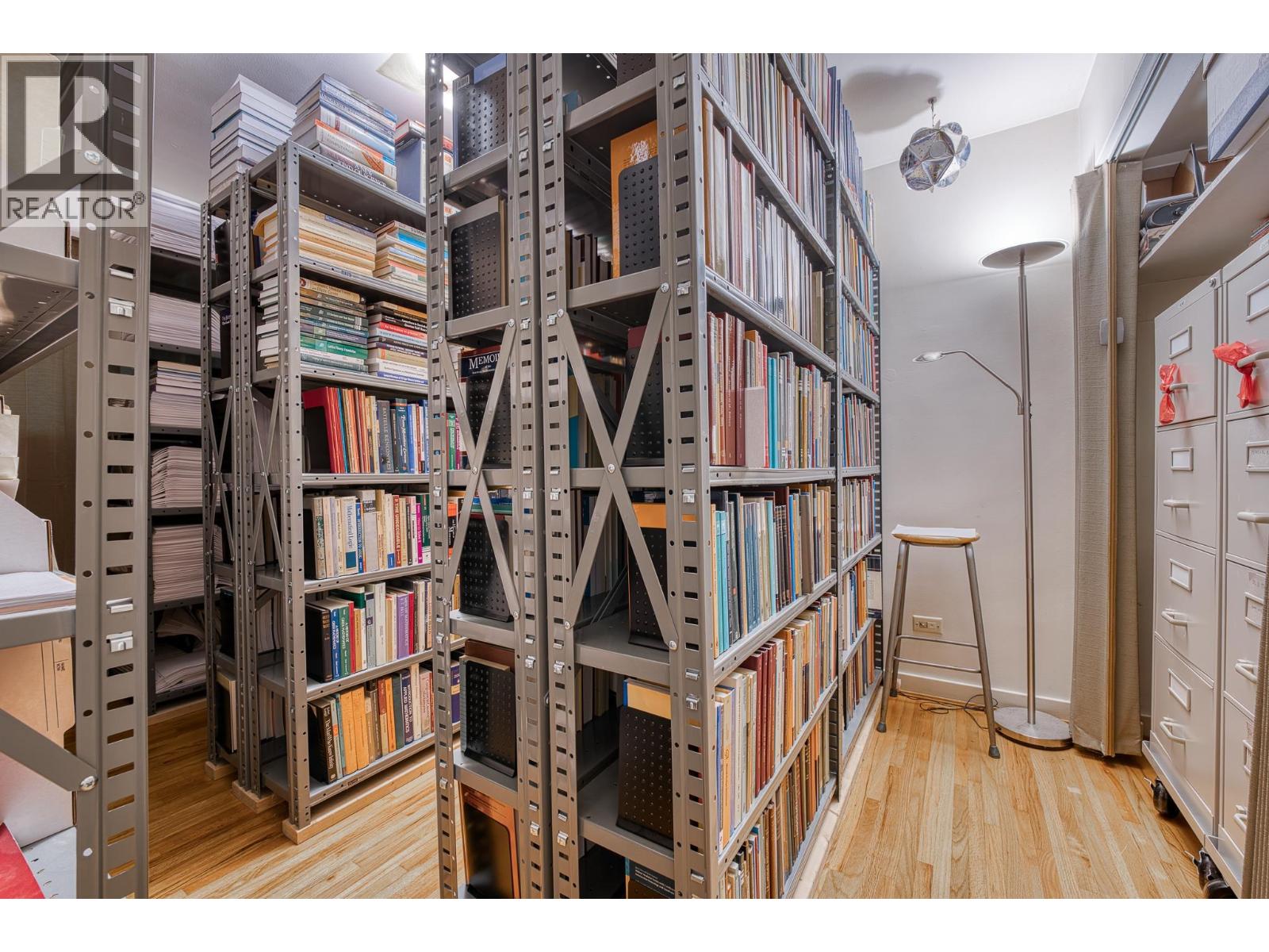 1124 Luxton Square, Coquitlam, British Columbia  V3J 5E1 - Photo 16 - R3080958