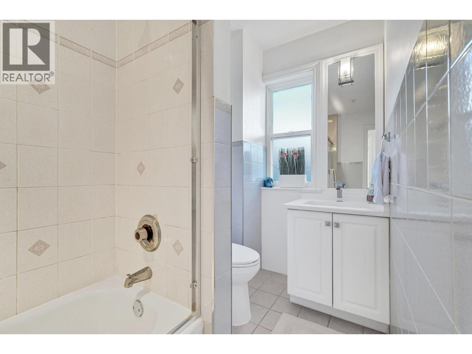 4218 W 10th Avenue, Vancouver, British Columbia  V6R 2H4 - Photo 16 - R3080967