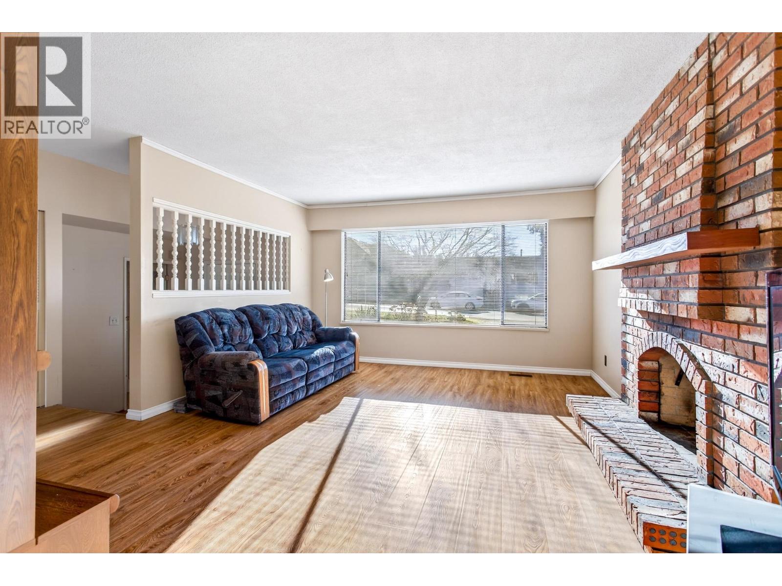 1347 Cornell Avenue, Coquitlam, British Columbia  V3J 2Z8 - Photo 6 - R3080989