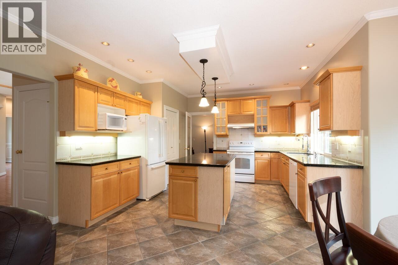 1273 Eldon Road, North Vancouver, British Columbia  V7R 1T5 - Photo 10 - R3080992