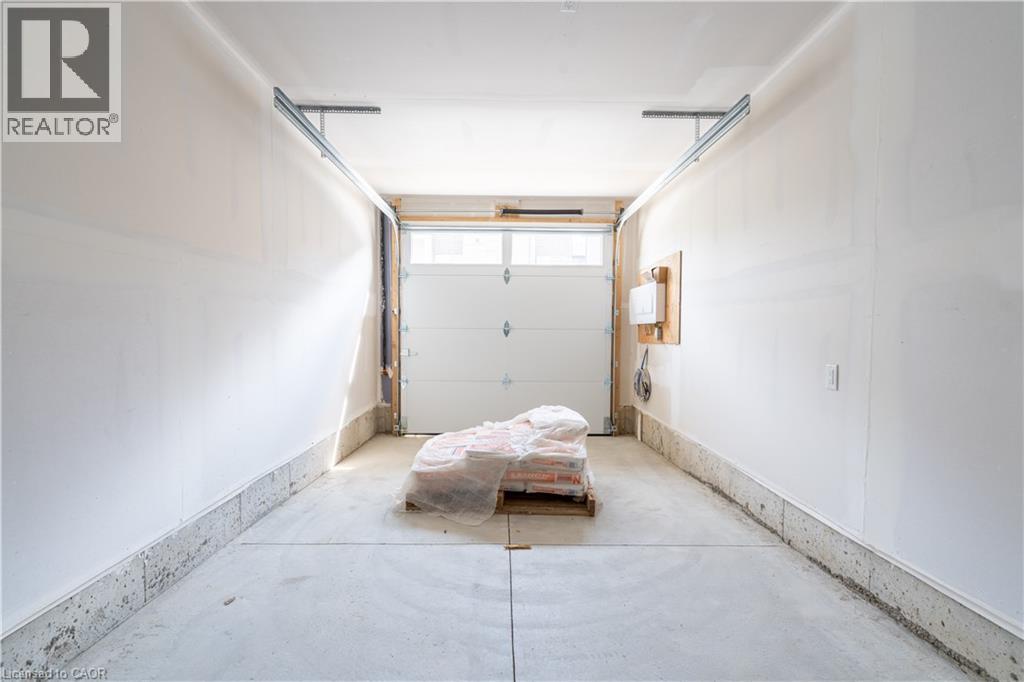 15 Raspberry Lane, Mount Hope, Ontario  L0R 1W0 - Photo 18 - 40798666