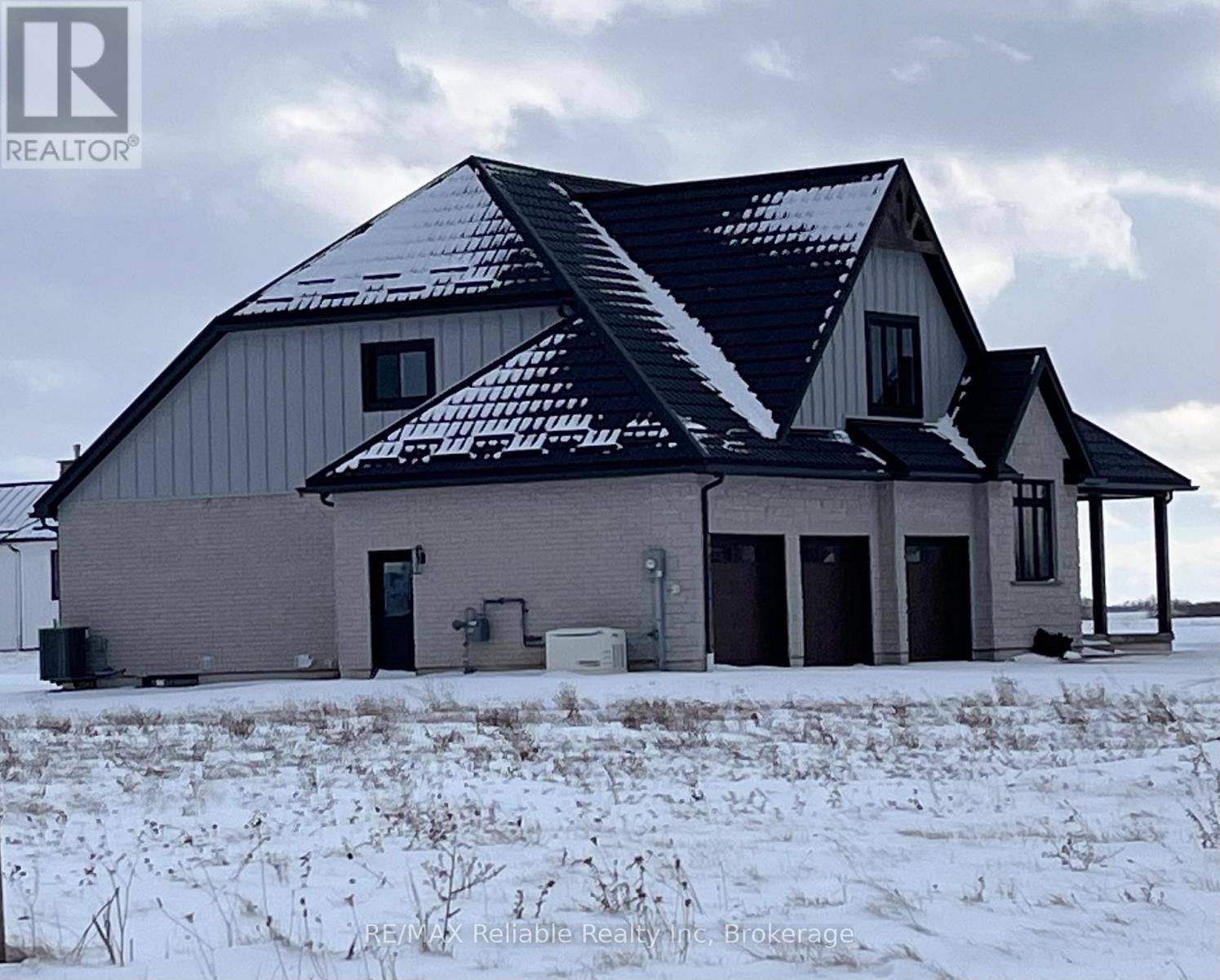 Photo 3 of 46 for 73590 Irene Crescent