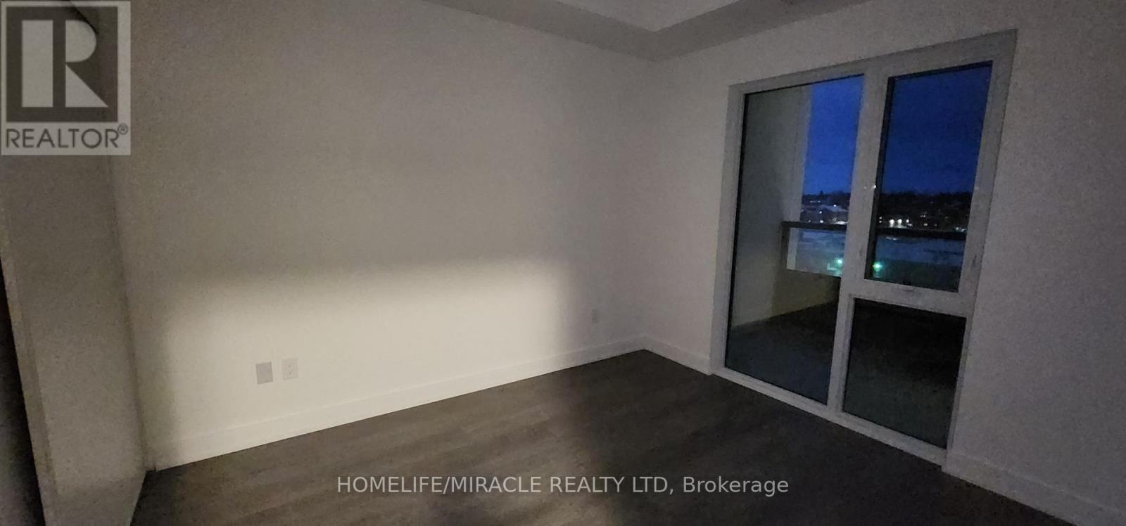 A1005 - 705 Davis Drive, Newmarket, Ontario  L3Y 0J1 - Photo 6 - N12703718