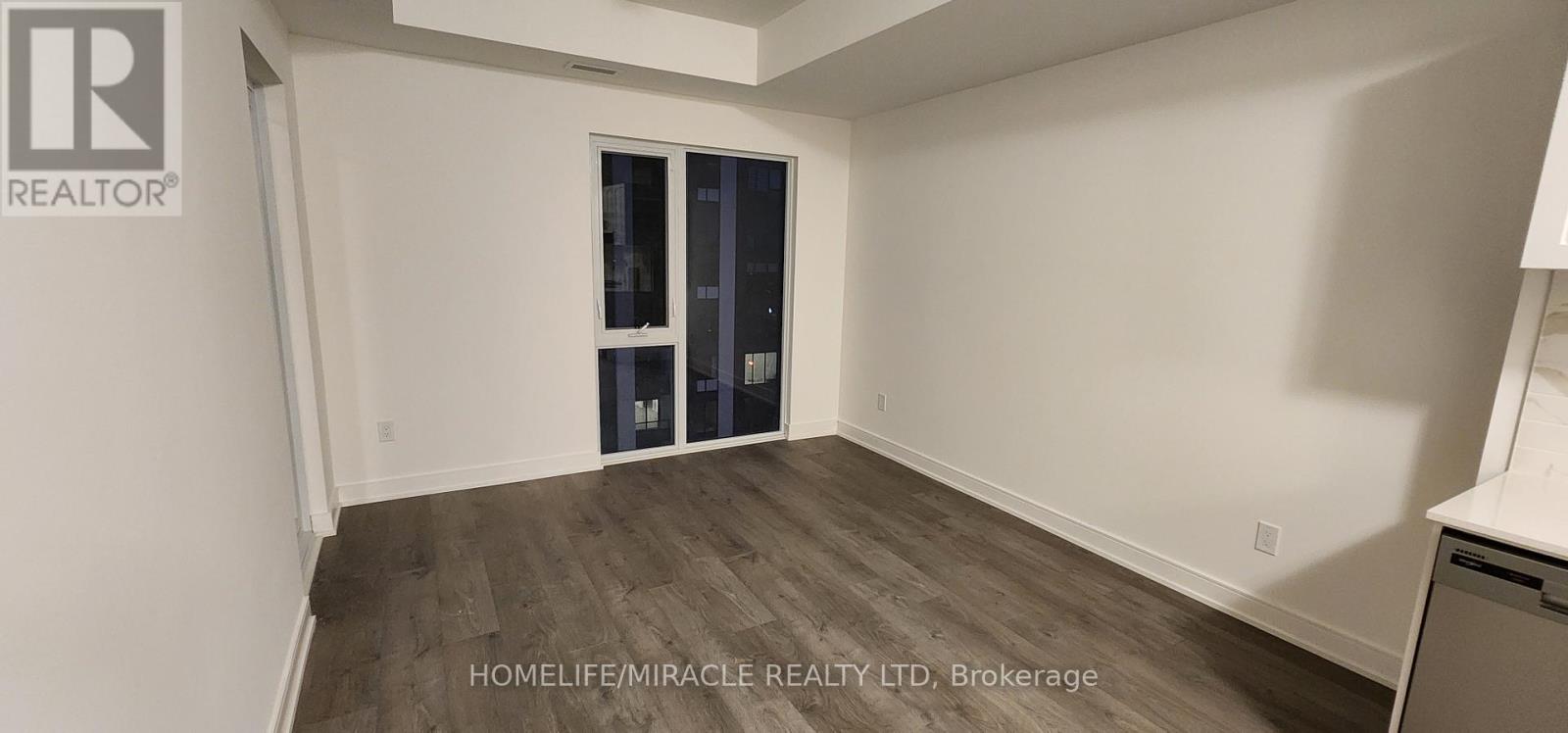 A1005 - 705 Davis Drive, Newmarket, Ontario  L3Y 0J1 - Photo 8 - N12703718