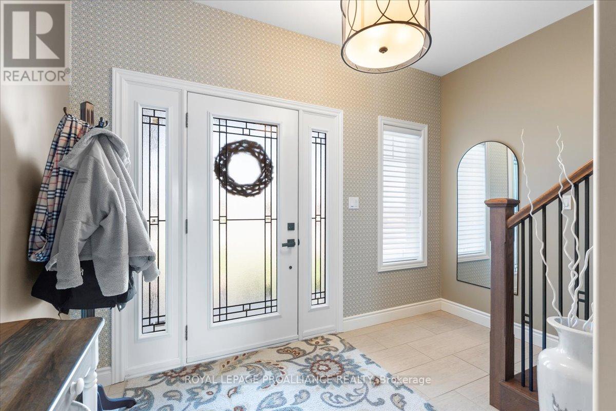 4 Trinity Court, Belleville, Ontario  K8N 0E7 - Photo 3 - X12694702