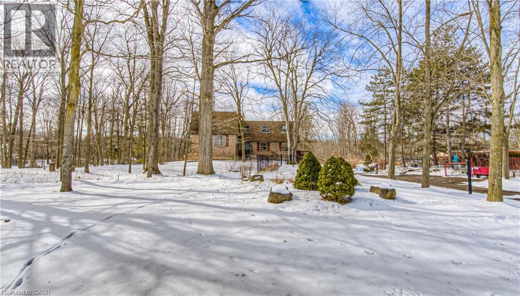 7 Squire Court, Waterloo, Ontario  N2J 4G8 - Photo 2 - 40798492