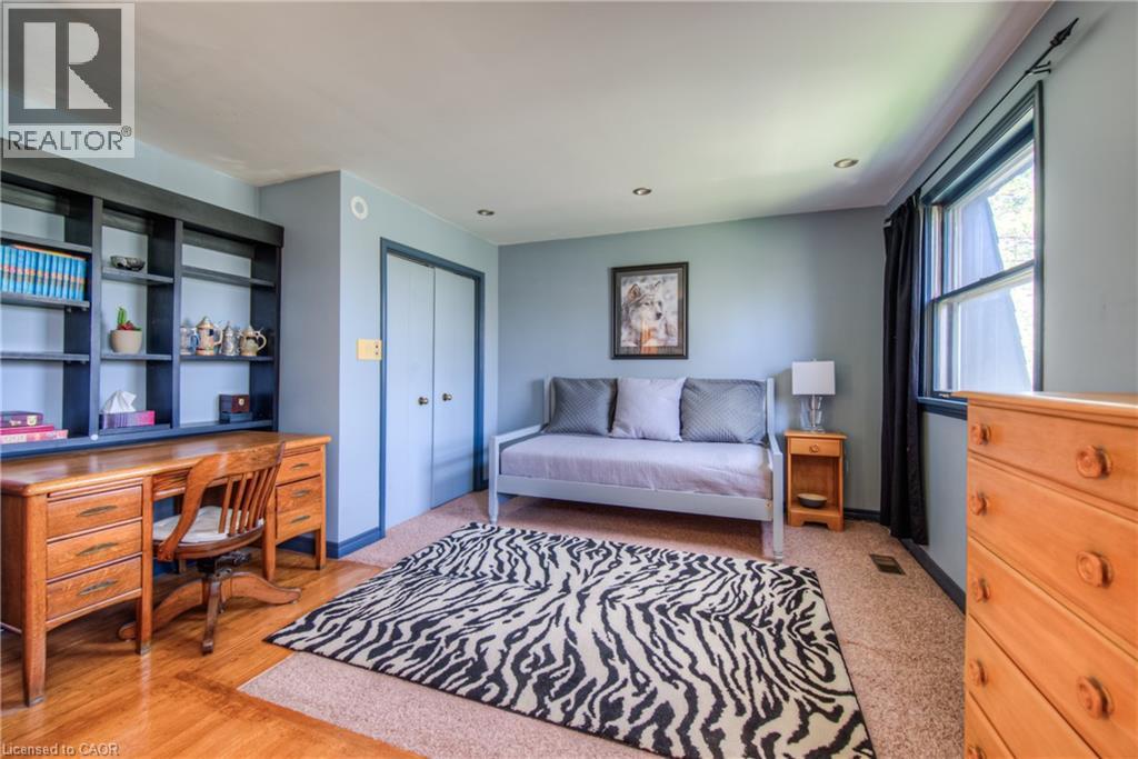 7 Squire Court, Waterloo, Ontario  N2J 4G8 - Photo 22 - 40798492