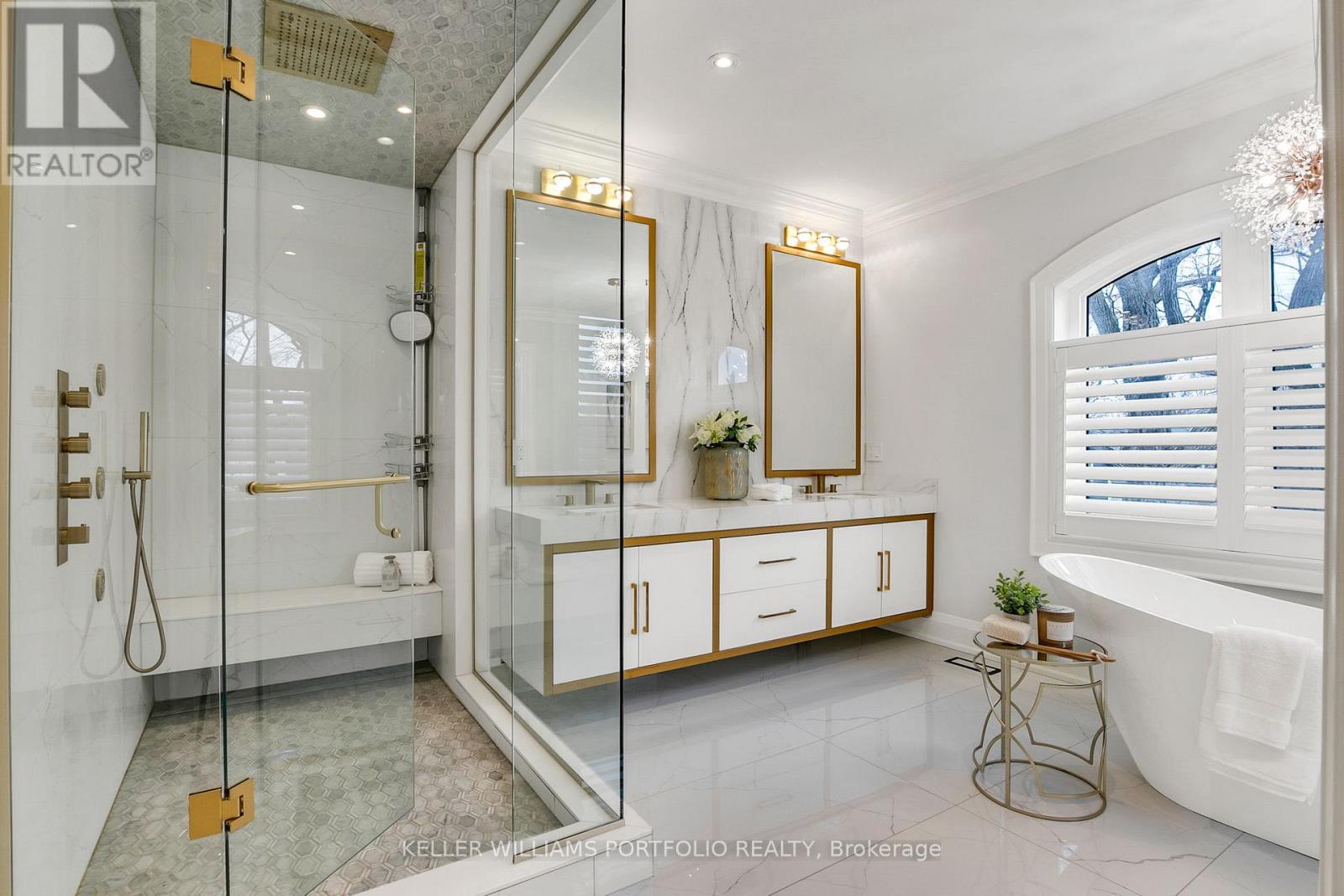 1 Oregon Trail, Toronto, Ontario  M9B 1P4 - Photo 21 - W12711442