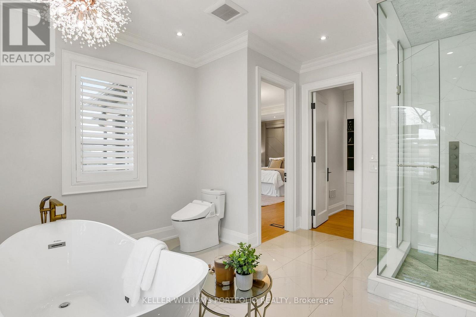 1 Oregon Trail, Toronto, Ontario  M9B 1P4 - Photo 22 - W12711442