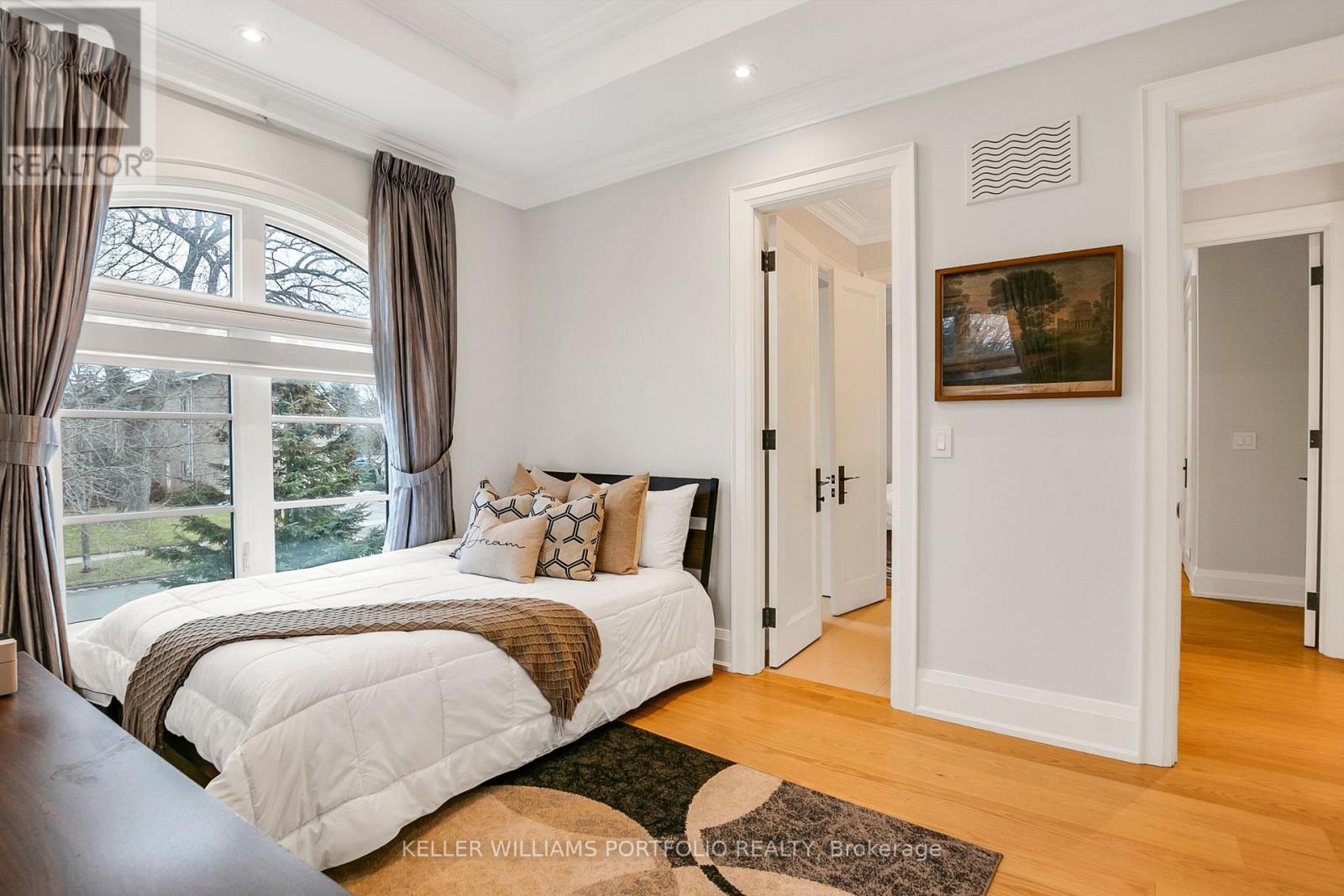 1 Oregon Trail, Toronto, Ontario  M9B 1P4 - Photo 28 - W12711442