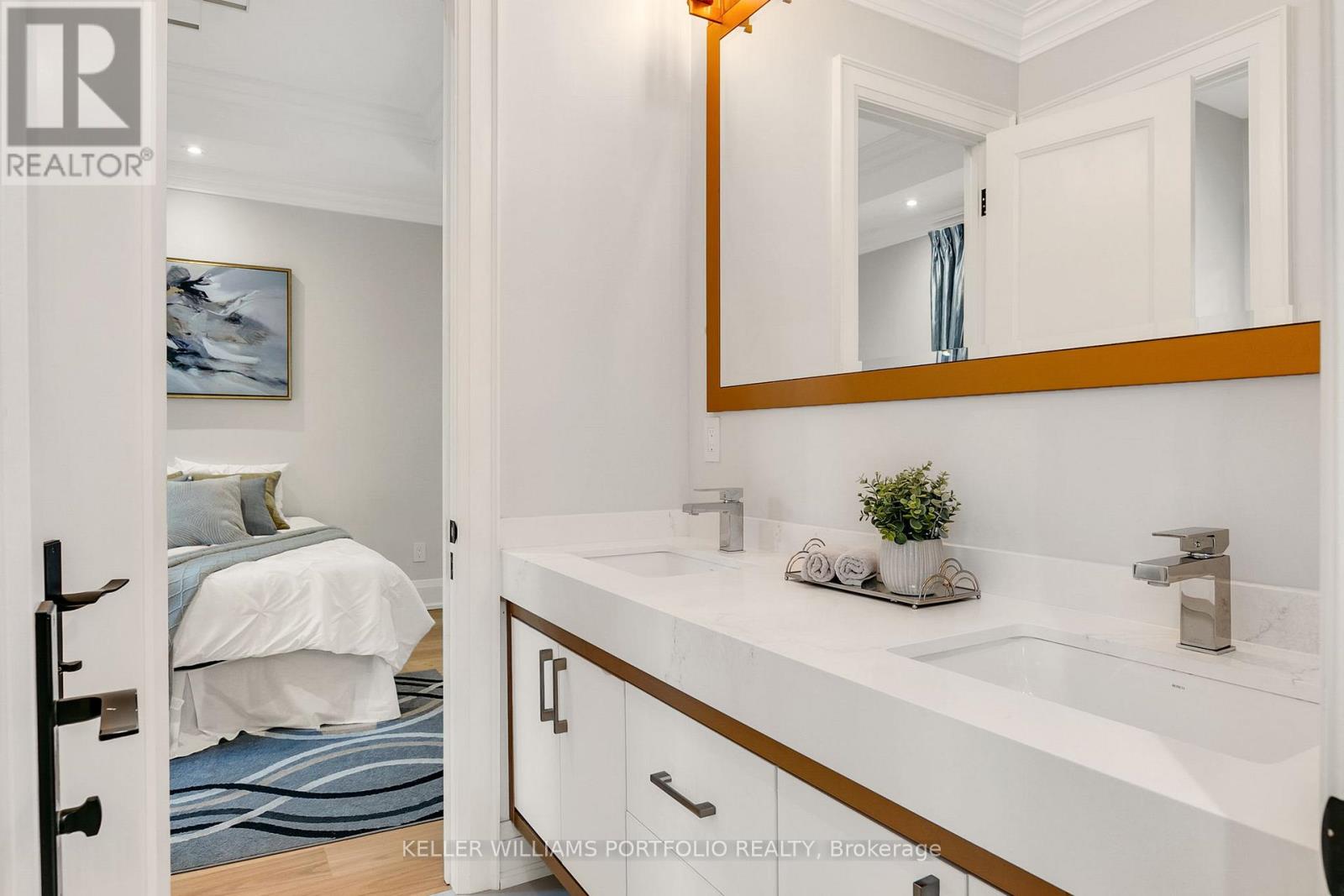 1 Oregon Trail, Toronto, Ontario  M9B 1P4 - Photo 29 - W12711442