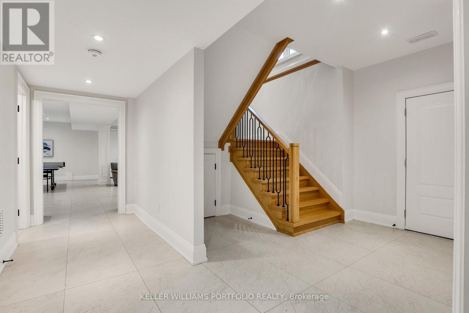 1 Oregon Trail, Toronto, Ontario  M9B 1P4 - Photo 33 - W12711442