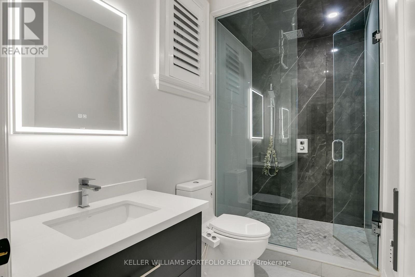 1 Oregon Trail, Toronto, Ontario  M9B 1P4 - Photo 41 - W12711442