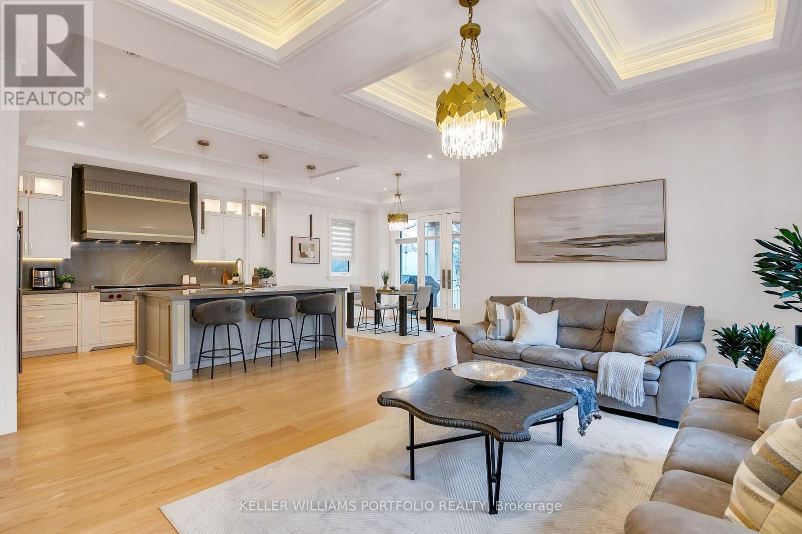 1 Oregon Trail, Toronto, Ontario  M9B 1P4 - Photo 6 - W12711442