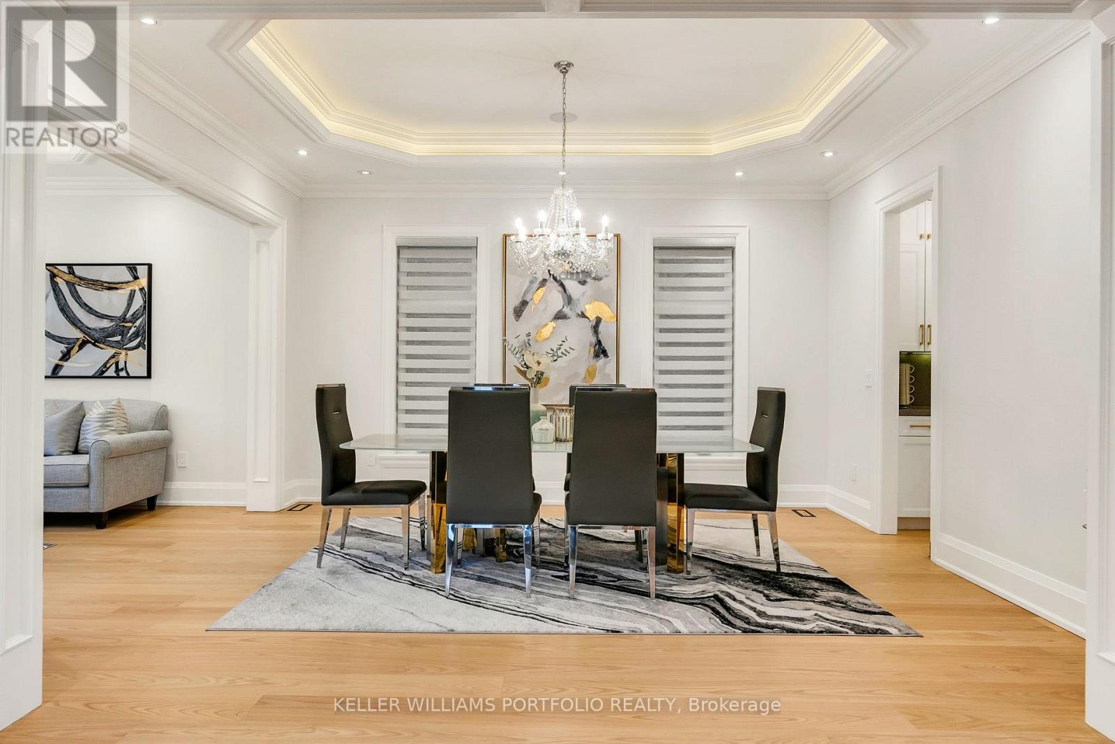 1 Oregon Trail, Toronto, Ontario  M9B 1P4 - Photo 7 - W12711442