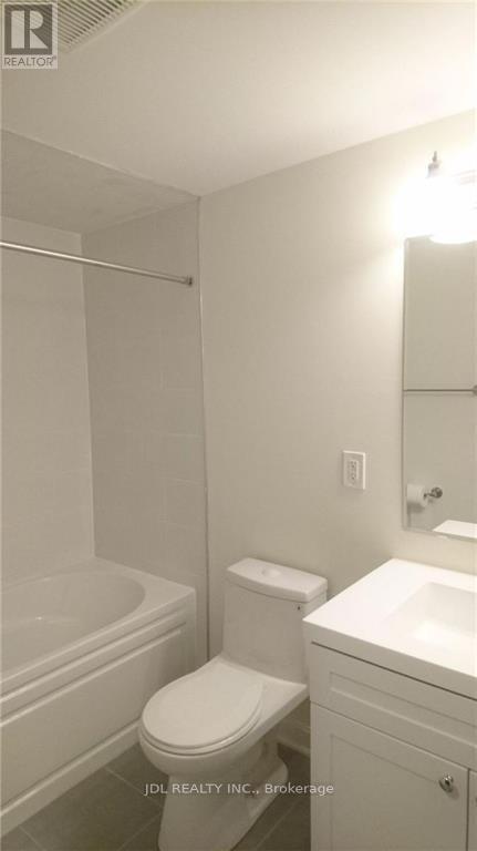 30 Sarah Jackson Crescent, Toronto, Ontario  M3K 0B6 - Photo 9 - W12711450