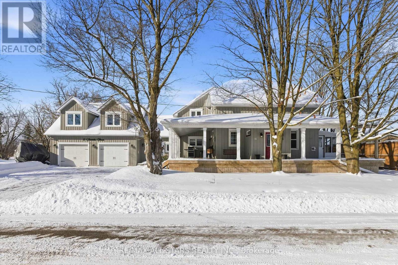 15 Isabella Street, Scugog, Ontario  L0C 1G0 - Photo 3 - E12711564