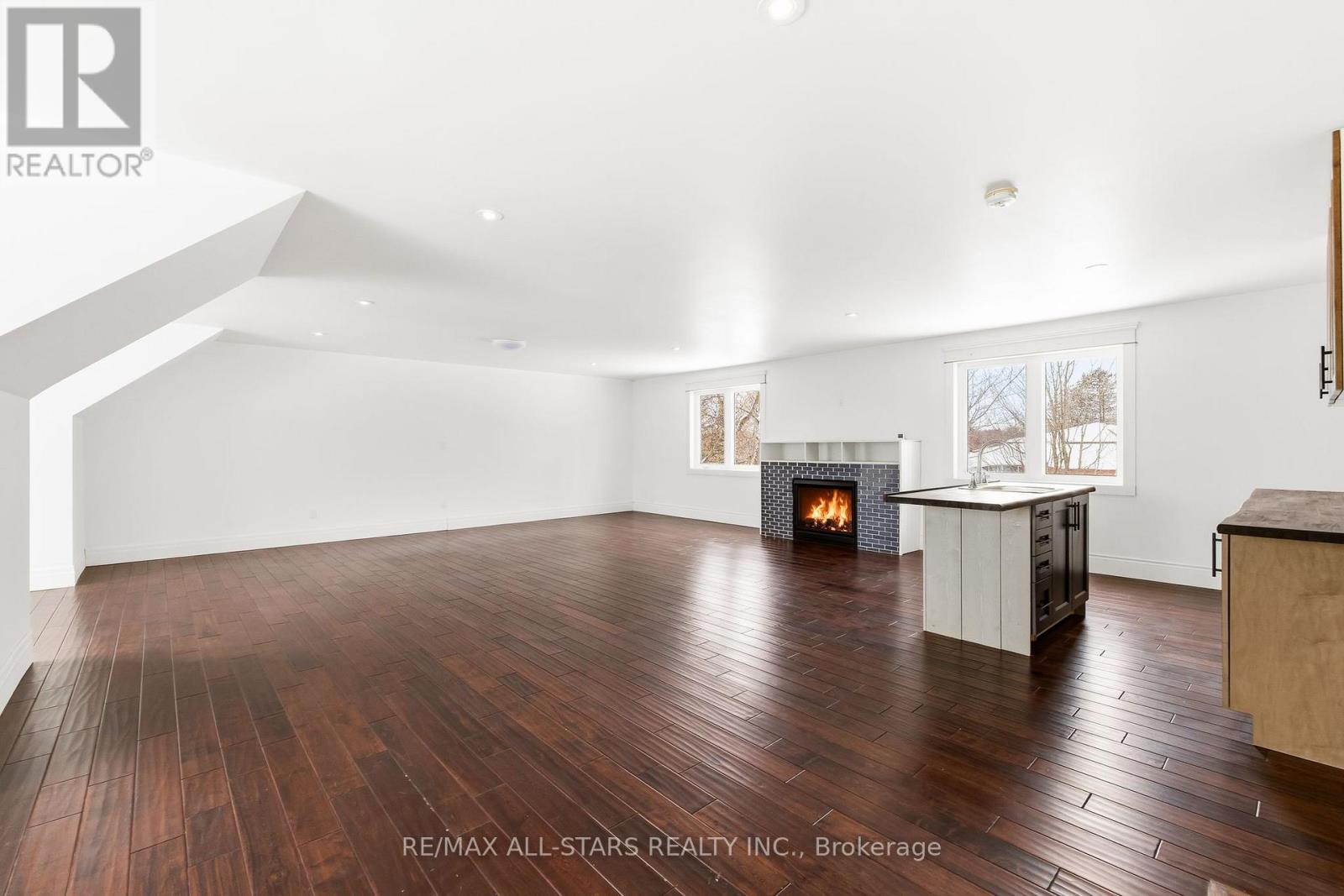 15 Isabella Street, Scugog, Ontario  L0C 1G0 - Photo 38 - E12711564