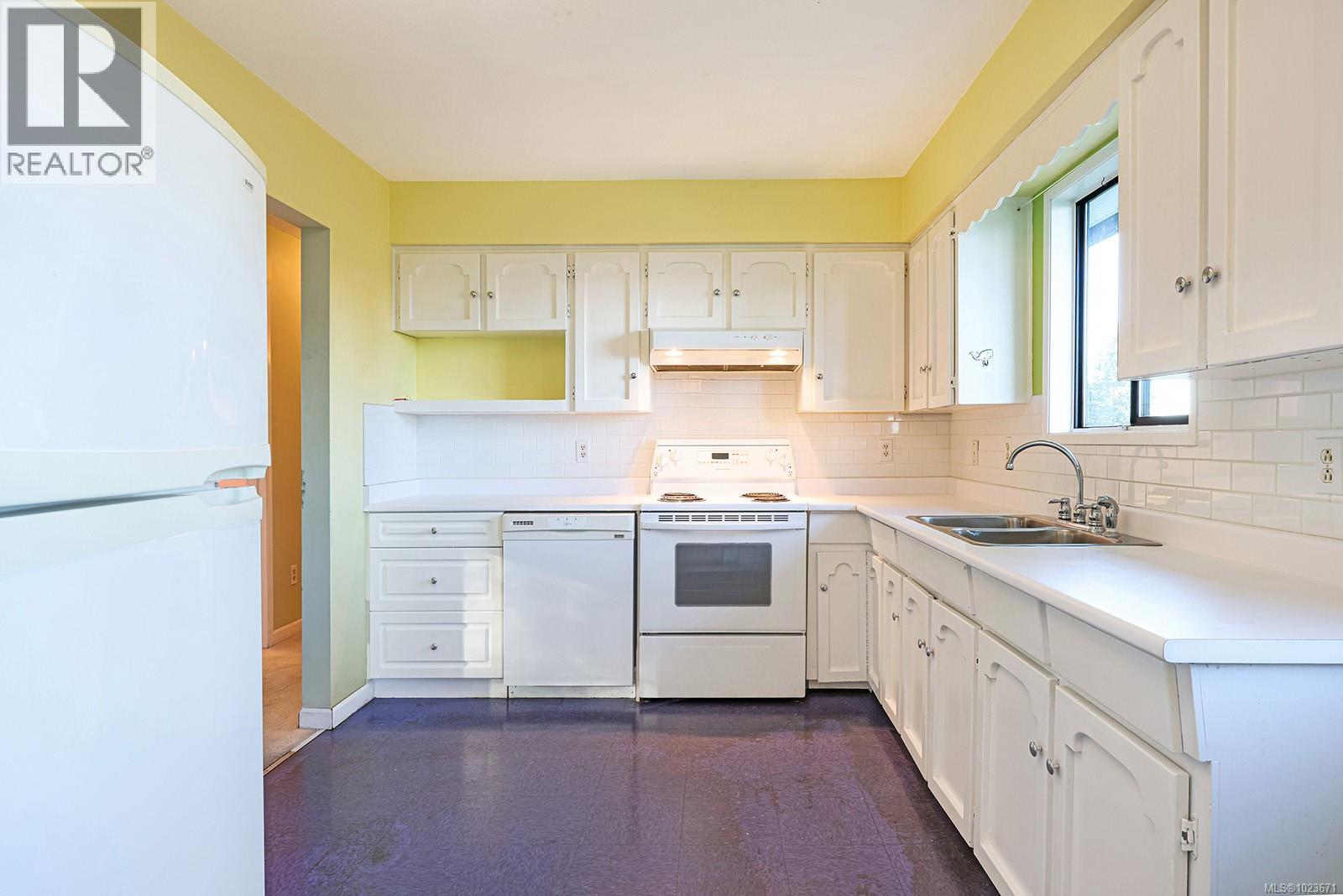 436 Pinecrest Rd, Campbell River, British Columbia  V9W 3P1 - Photo 10 - 1023671