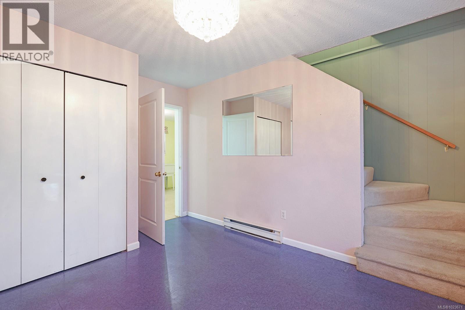 436 Pinecrest Rd, Campbell River, British Columbia  V9W 3P1 - Photo 3 - 1023671