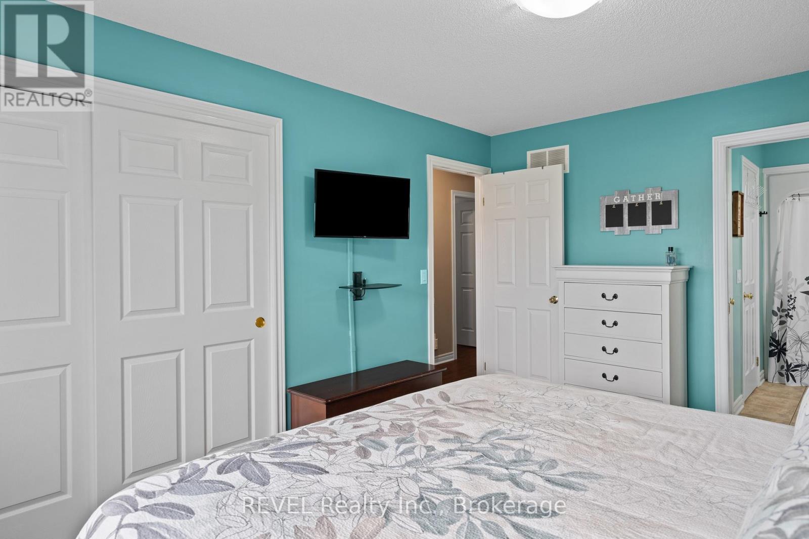 8a Brown Drive, St. Catharines (Rykert/vansickle), Ontario  L2S 3Z4 - Photo 23 - X12711480