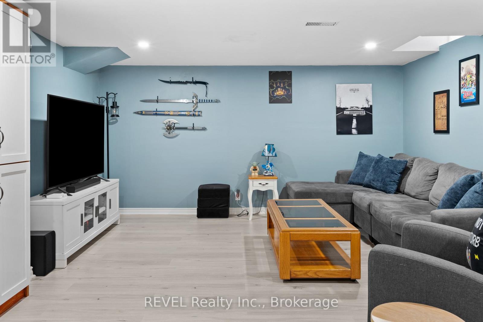 8a Brown Drive, St. Catharines (Rykert/vansickle), Ontario  L2S 3Z4 - Photo 30 - X12711480