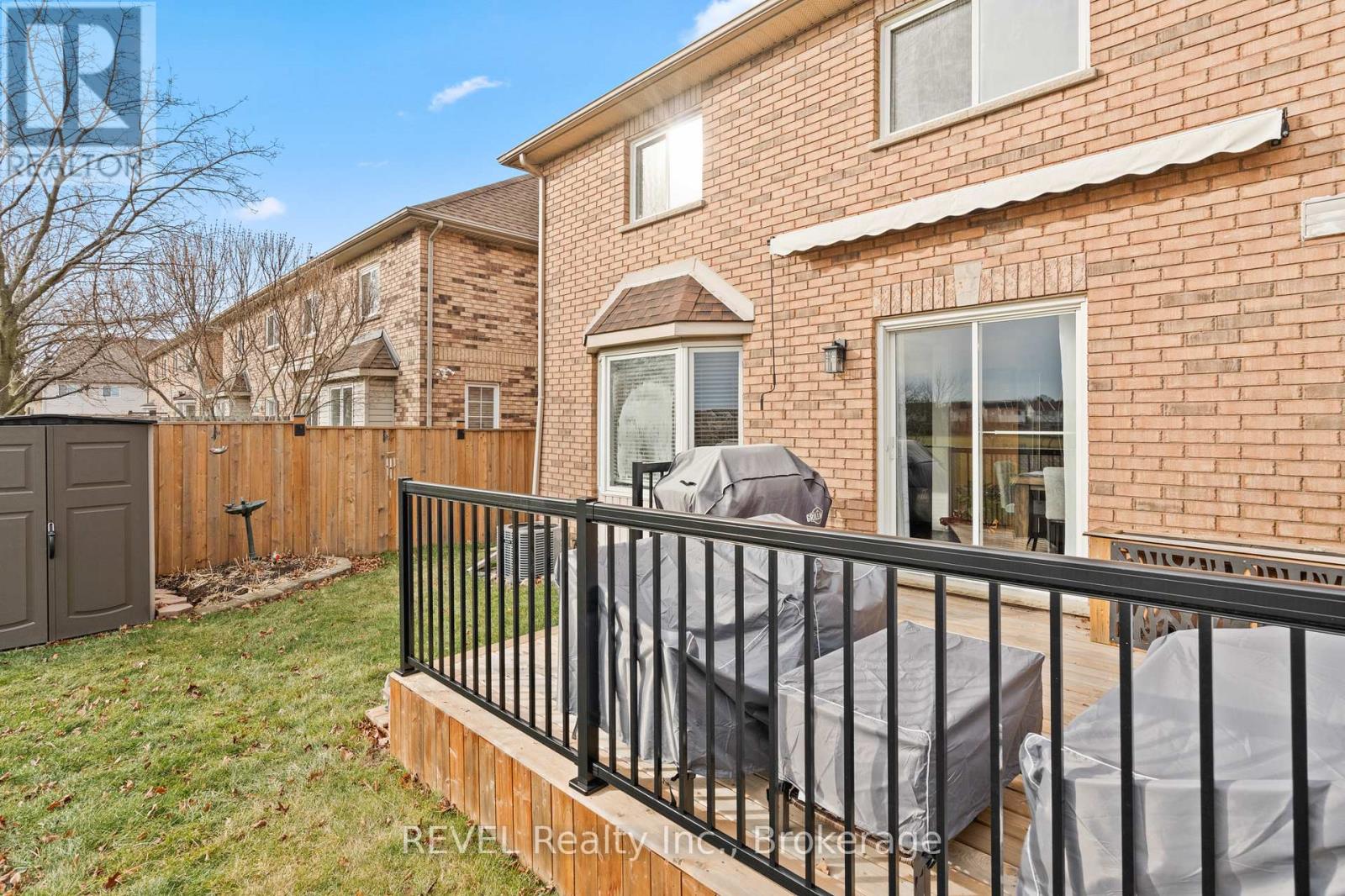 8a Brown Drive, St. Catharines (Rykert/vansickle), Ontario  L2S 3Z4 - Photo 37 - X12711480