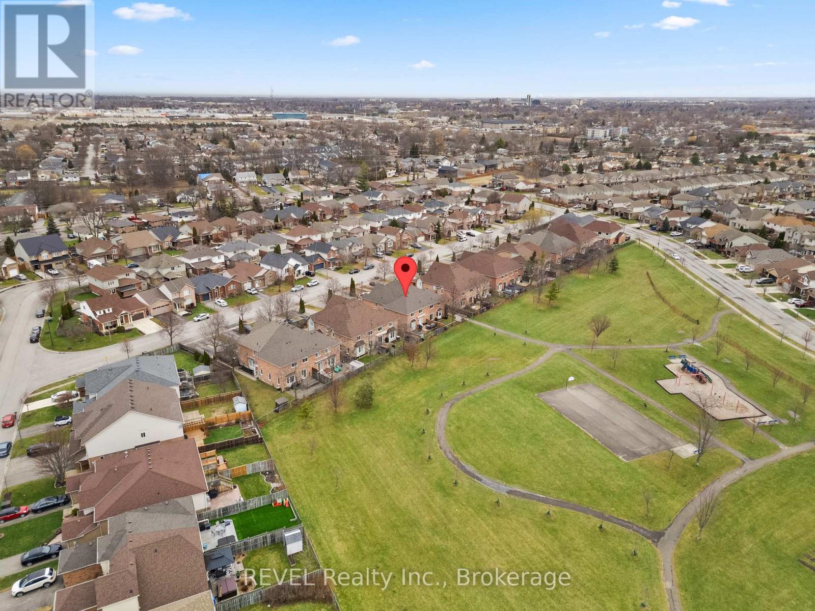 8a Brown Drive, St. Catharines (Rykert/vansickle), Ontario  L2S 3Z4 - Photo 42 - X12711480