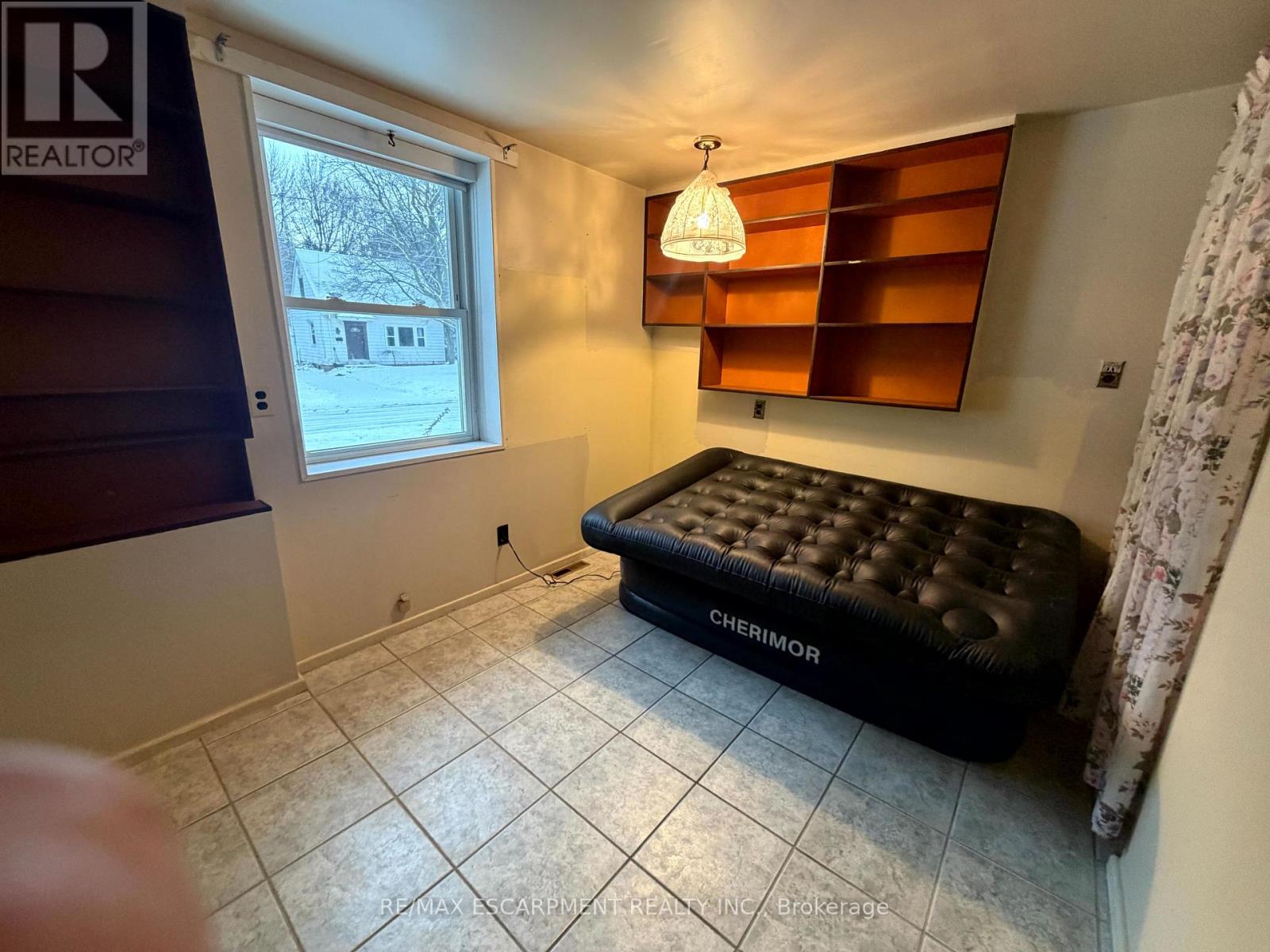 92 Gary Avenue, Hamilton, Ontario  L8S 1Y5 - Photo 19 - X12710528