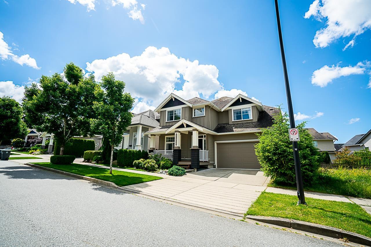 17916 71 Avenue, Surrey, British Columbia  V3S 7C7 - Photo 2 - R3081075