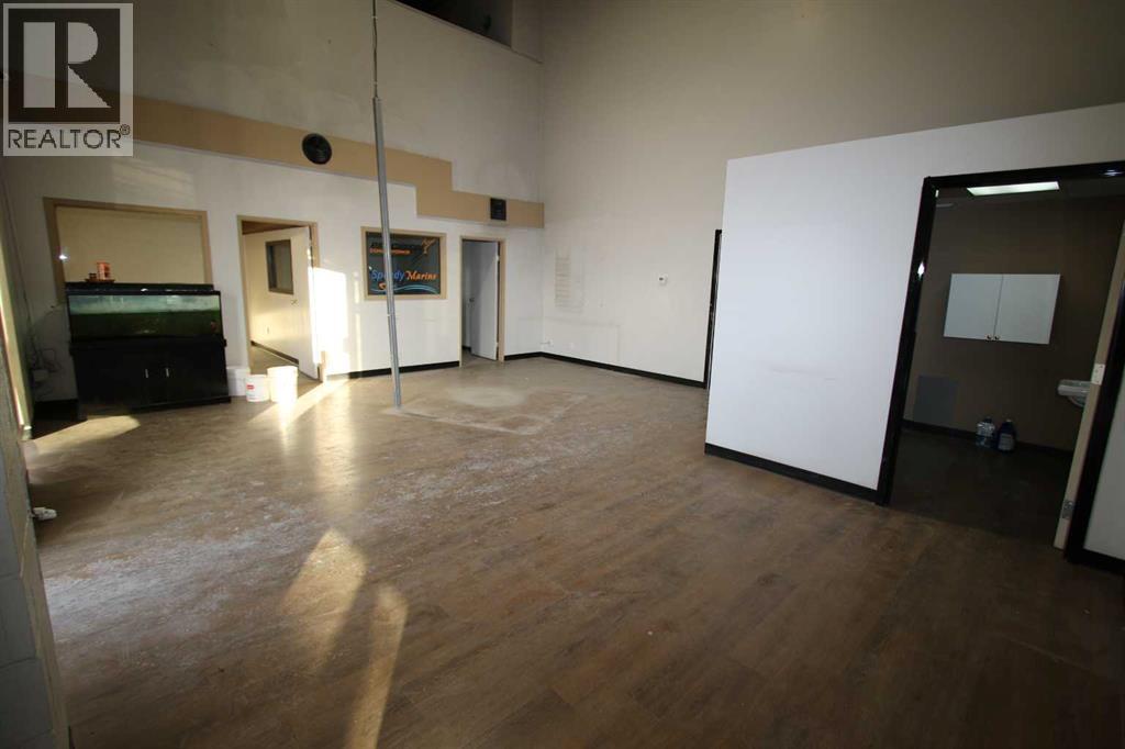 Bays 4-5, 7419 50 Avenue, Red Deer, Alberta  T4P 1M5 - Photo 2 - A2191126