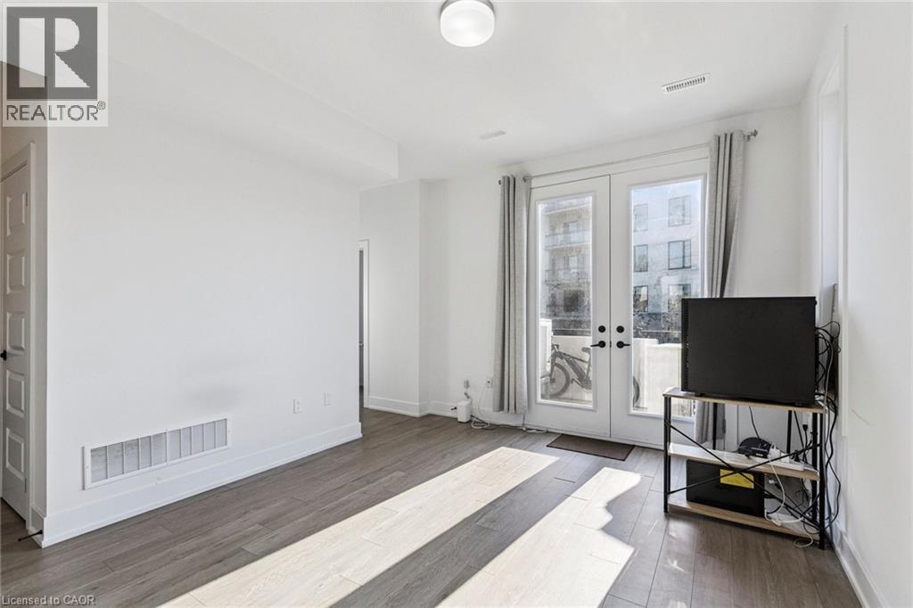 99 Roger Street Unit# 62, Waterloo, Ontario  N2R 1L5 - Photo 5 - 40779910