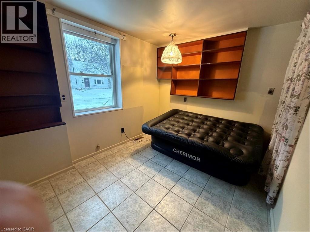 92 Gary Avenue, Hamilton, Ontario  L8S 1Y5 - Photo 17 - 40795225