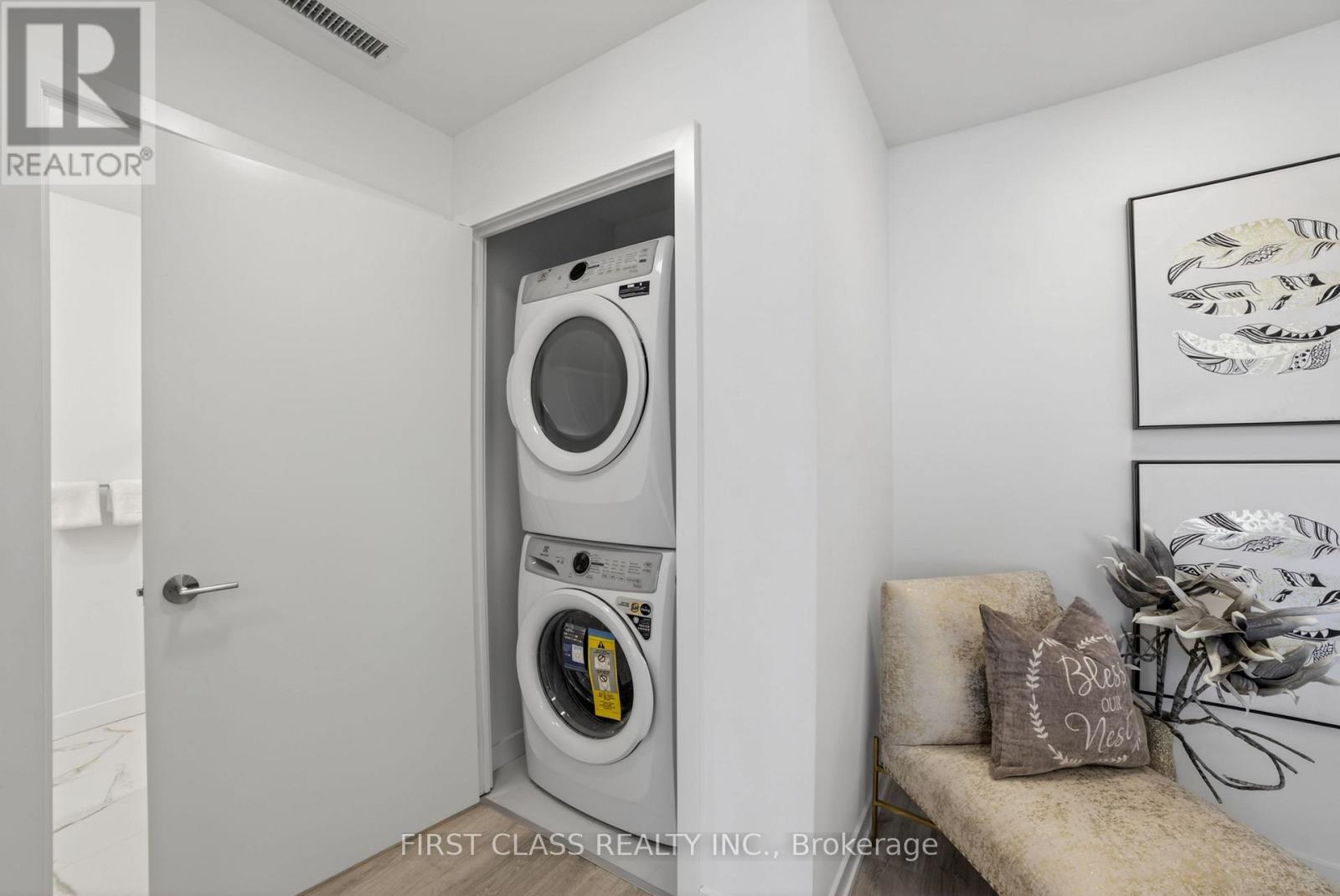 S3409 - 8 Olympic Garden Drive, Toronto, Ontario  M2M 0B9 - Photo 5 - C12711518