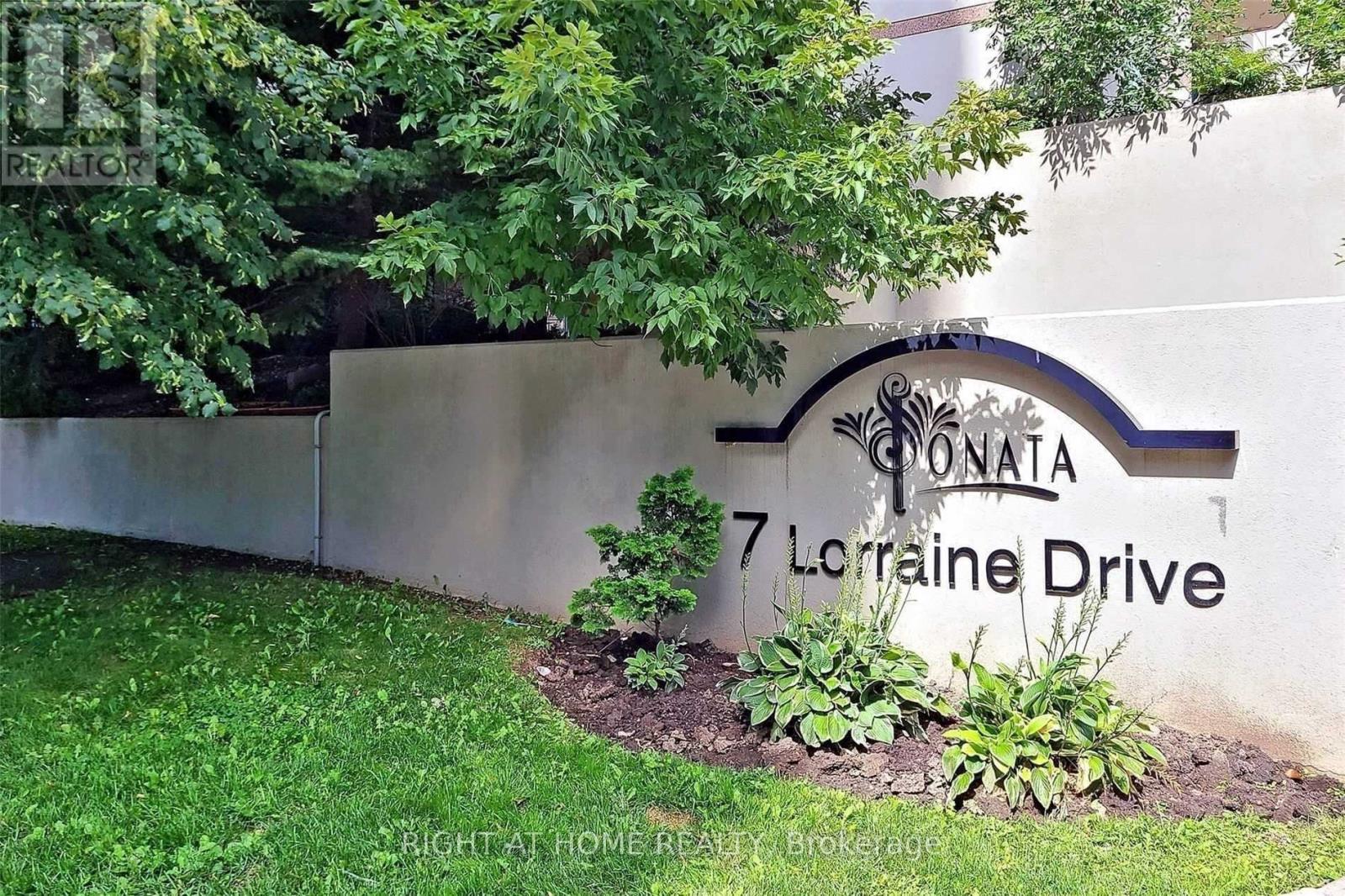 1601 - 7 Lorraine Drive, Toronto, Ontario  M2N 7H2 - Photo 2 - C12711558