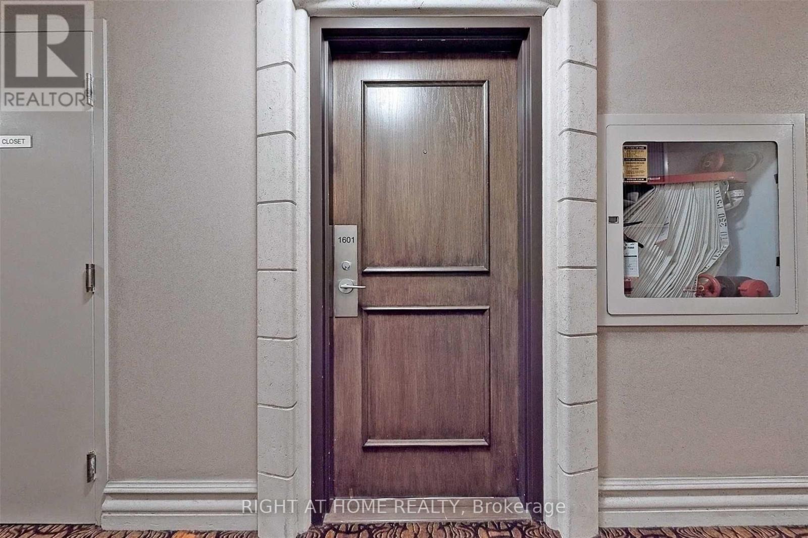 1601 - 7 Lorraine Drive, Toronto, Ontario  M2N 7H2 - Photo 36 - C12711558