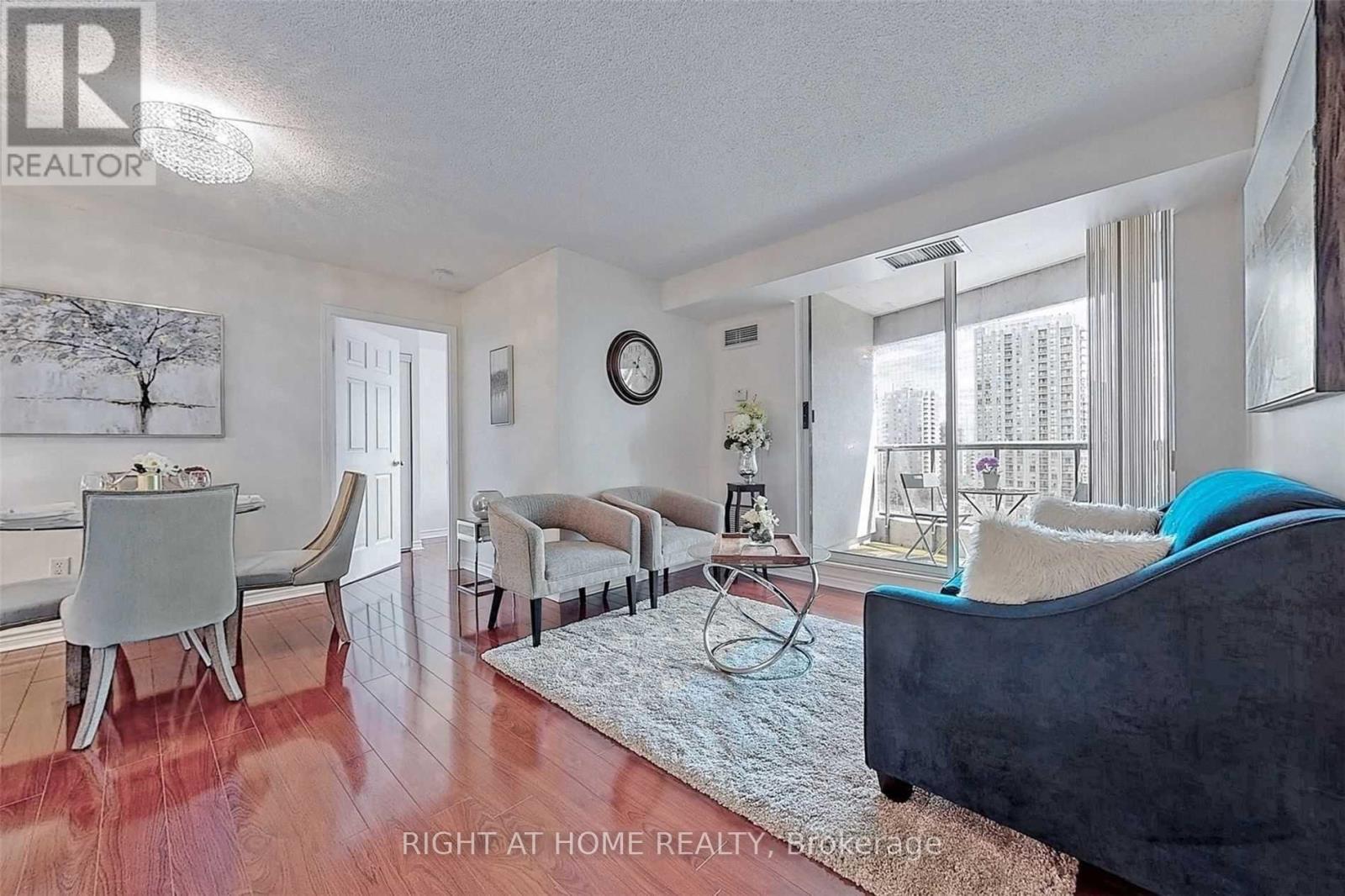 1601 - 7 Lorraine Drive, Toronto, Ontario  M2N 7H2 - Photo 7 - C12711558