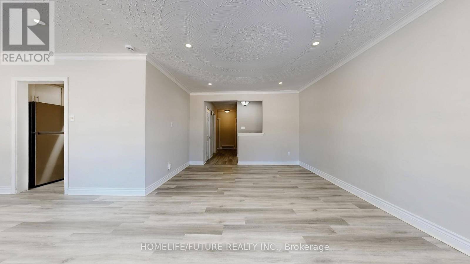 47 Woodthorpe Road, Toronto, Ontario  M4A 1S6 - Photo 12 - C12711560