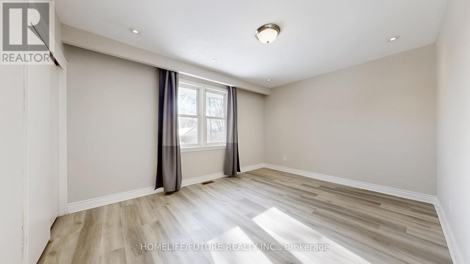 47 Woodthorpe Road, Toronto, Ontario  M4A 1S6 - Photo 15 - C12711560