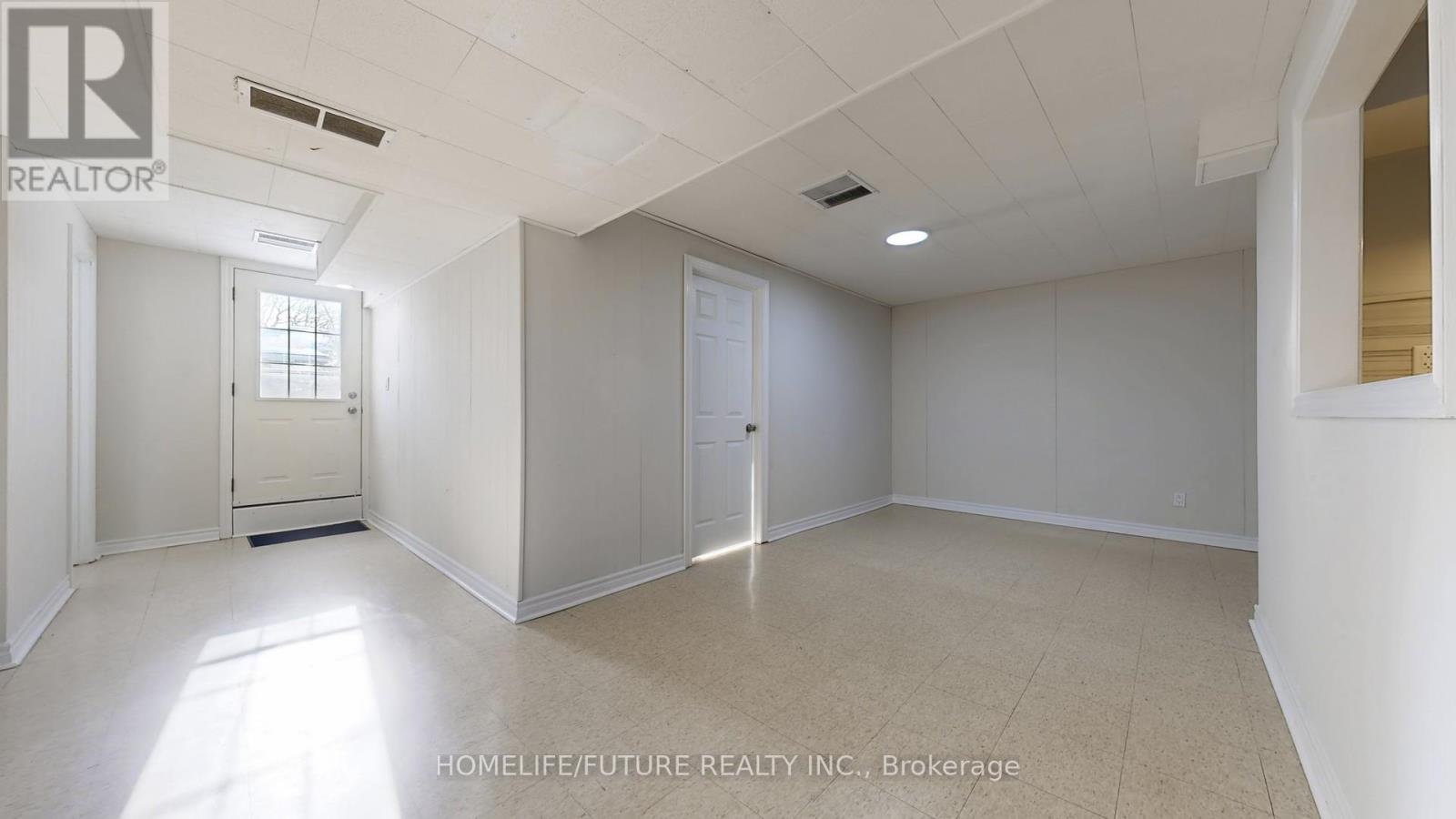 47 Woodthorpe Road, Toronto, Ontario  M4A 1S6 - Photo 32 - C12711560