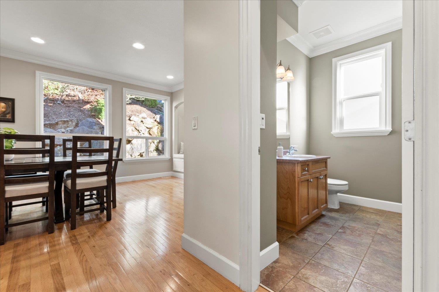 35379 Kinloch Place, Abbotsford, British Columbia  V3G 3A8 - Photo 14 - R3080661