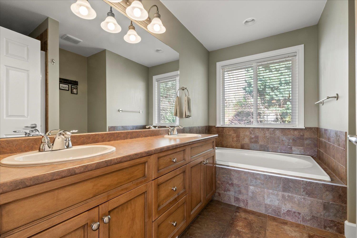 35379 Kinloch Place, Abbotsford, British Columbia  V3G 3A8 - Photo 22 - R3080661