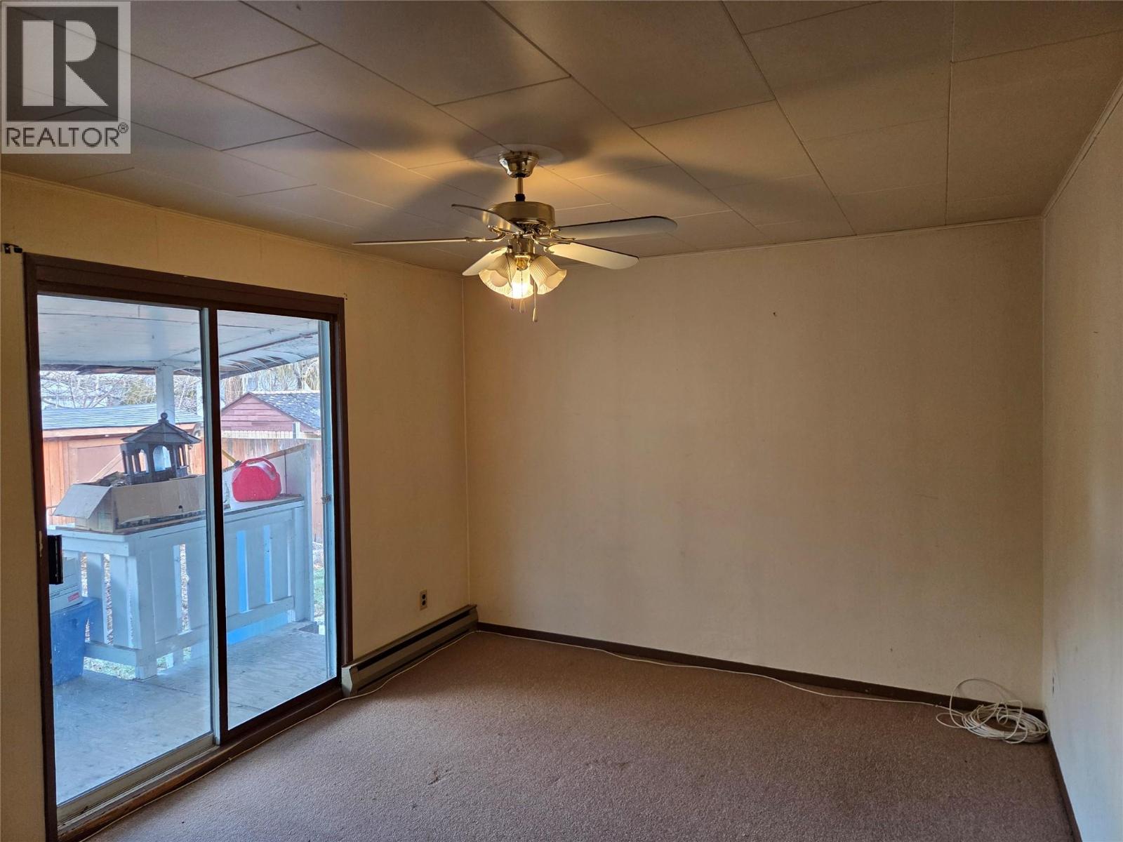 512 12th Avenue, Keremeos, British Columbia  V0X 1N3 - Photo 7 - 10371510