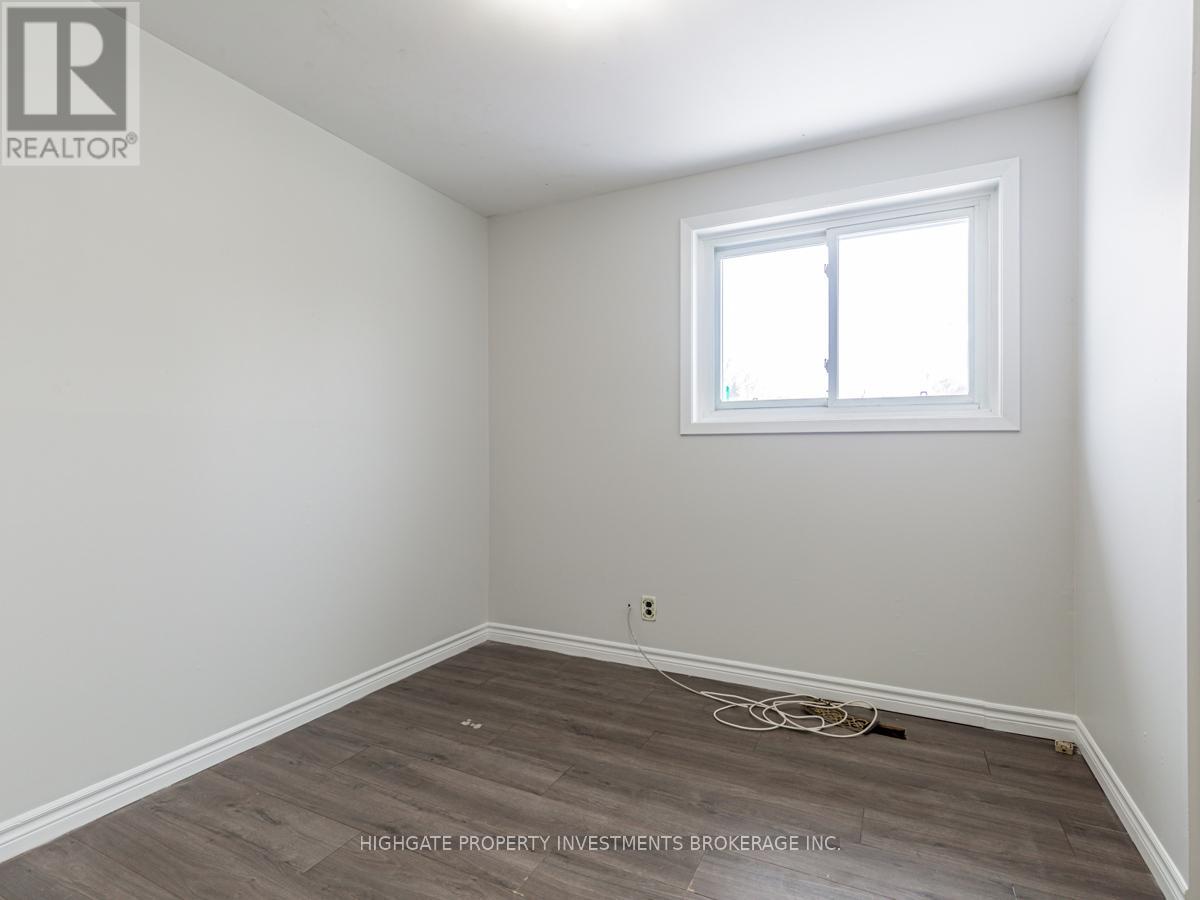 Main - 1348 Tatra Drive, Pickering, Ontario  L1W 1K6 - Photo 11 - E12711506