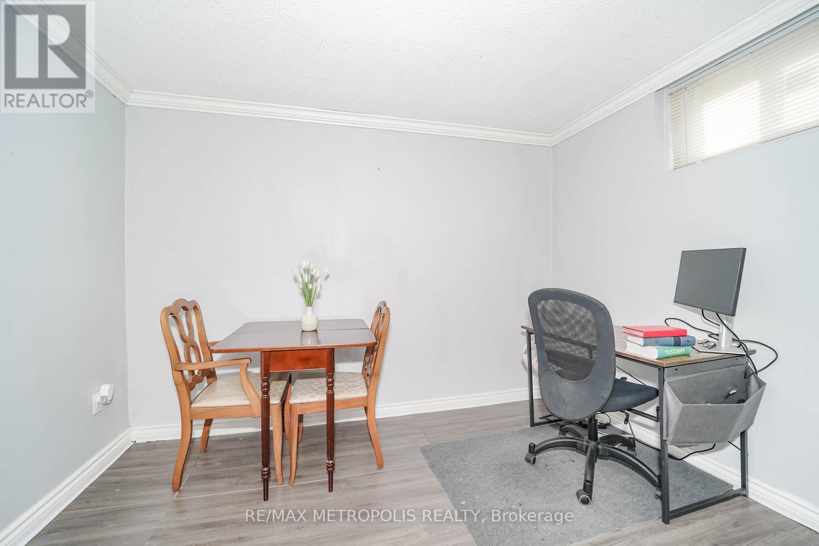 1319 Luna Court, Pickering, Ontario  L1W 3C3 - Photo 11 - E12711510