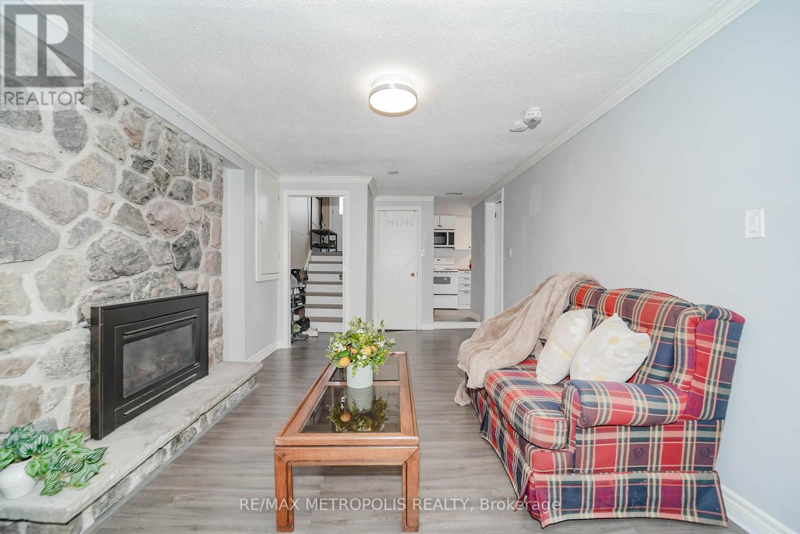 1319 Luna Court, Pickering, Ontario  L1W 3C3 - Photo 12 - E12711510