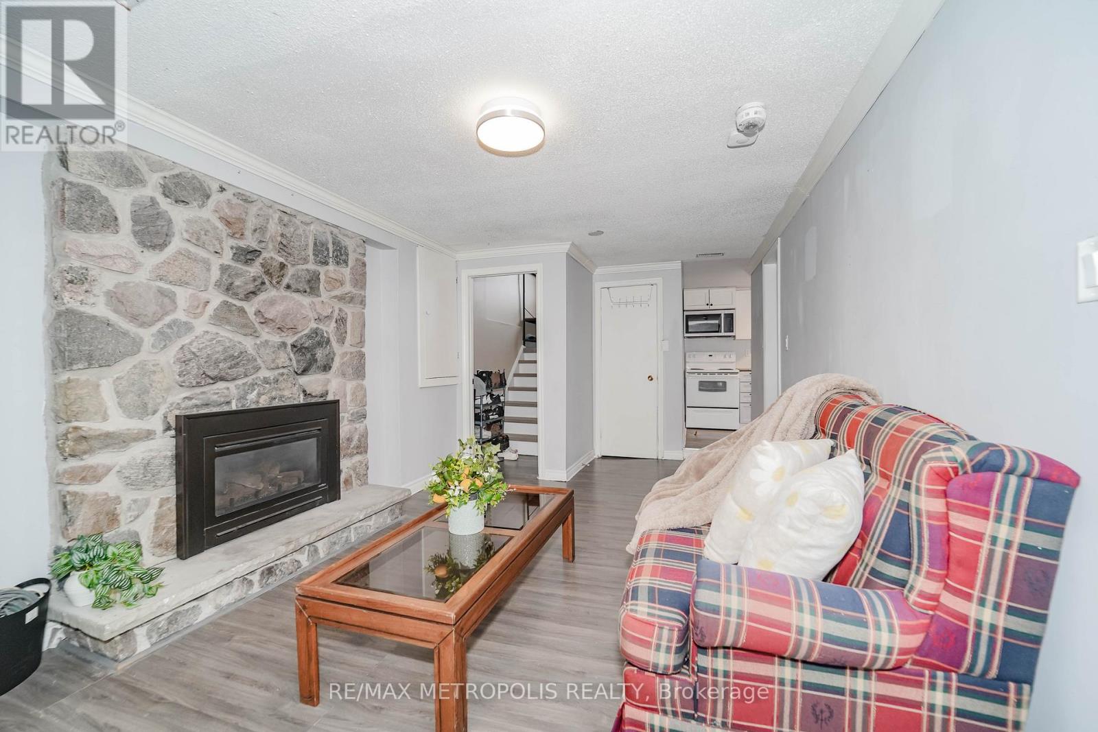 1319 Luna Court, Pickering, Ontario  L1W 3C3 - Photo 13 - E12711510