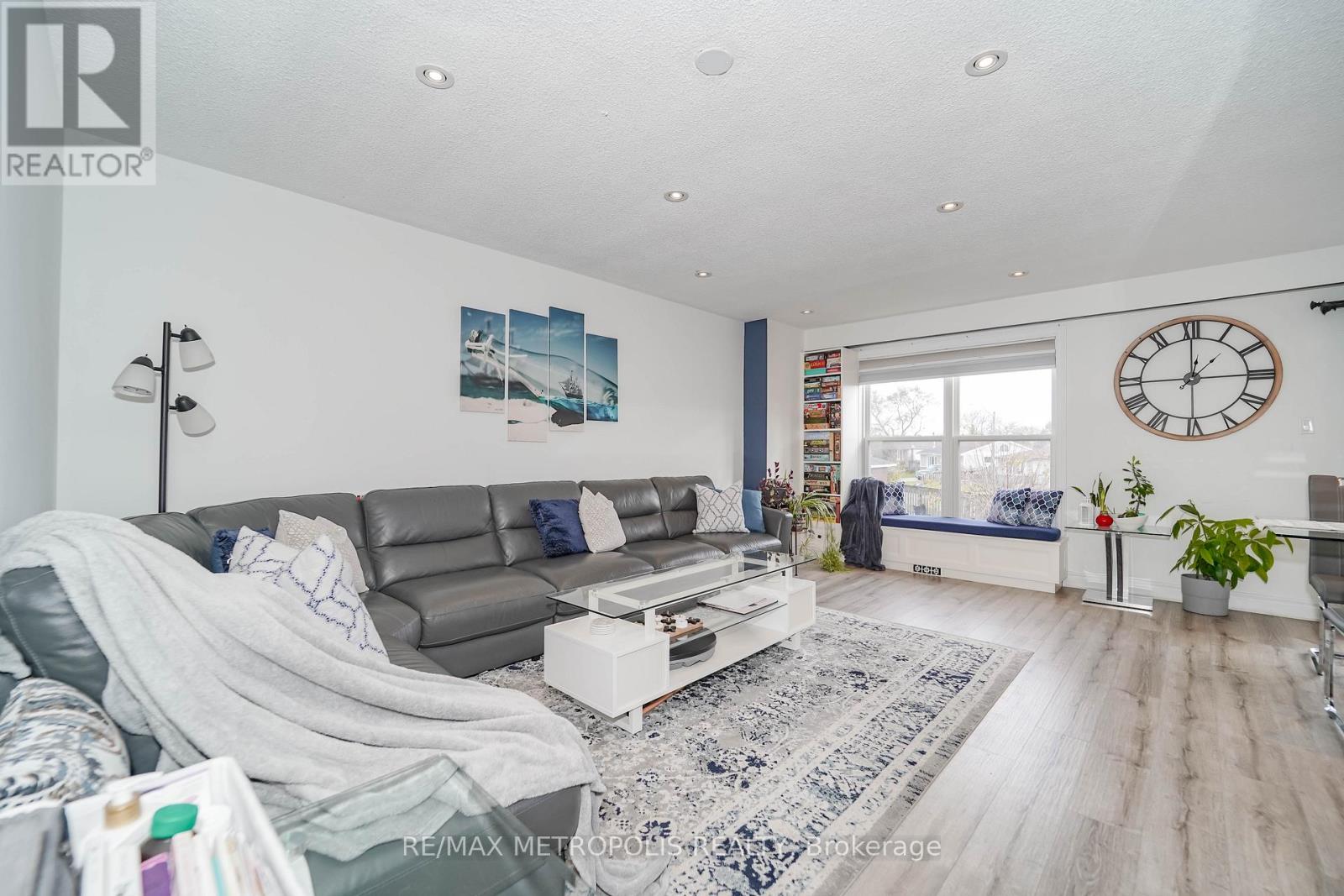 1319 Luna Court, Pickering, Ontario  L1W 3C3 - Photo 31 - E12711510