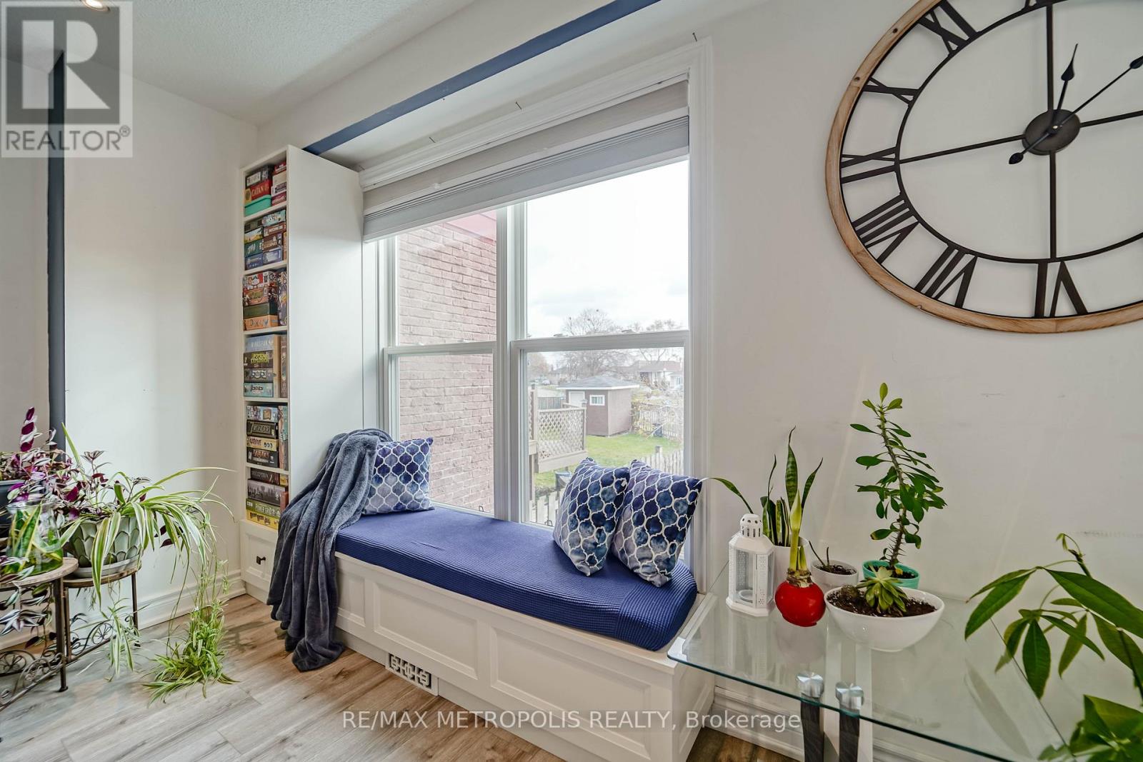 1319 Luna Court, Pickering, Ontario  L1W 3C3 - Photo 35 - E12711510