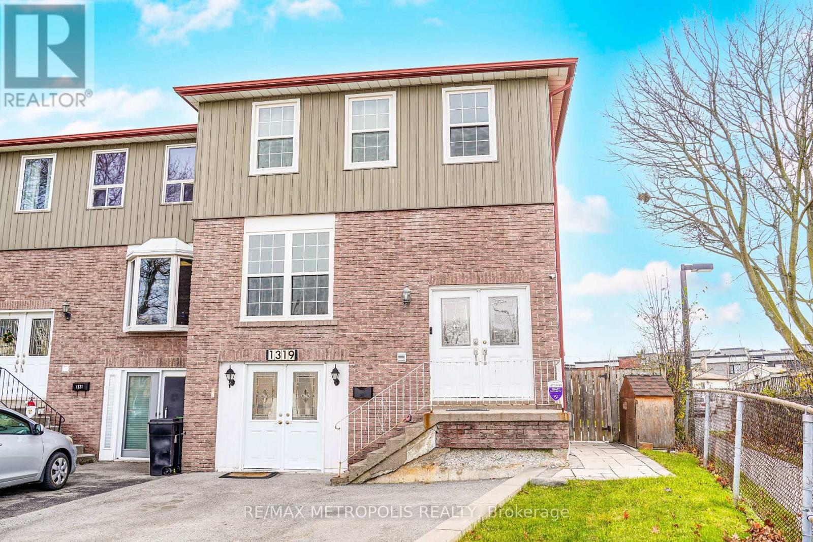 1319 Luna Court, Pickering, Ontario  L1W 3C3 - Photo 50 - E12711510